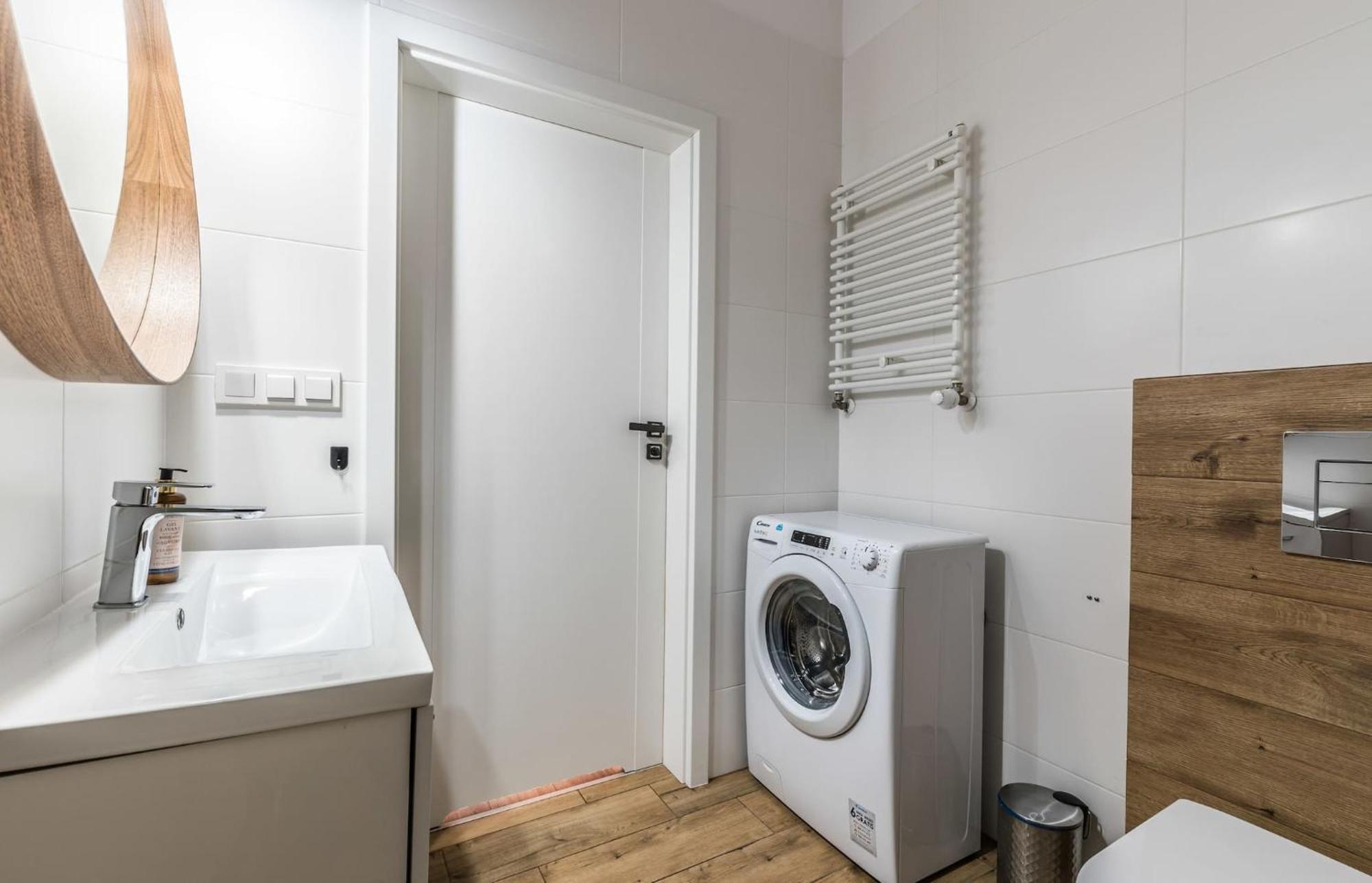 Rent Like Home - Walonska 15 Wrocław Kültér fotó